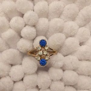 Gorgeous gem ring